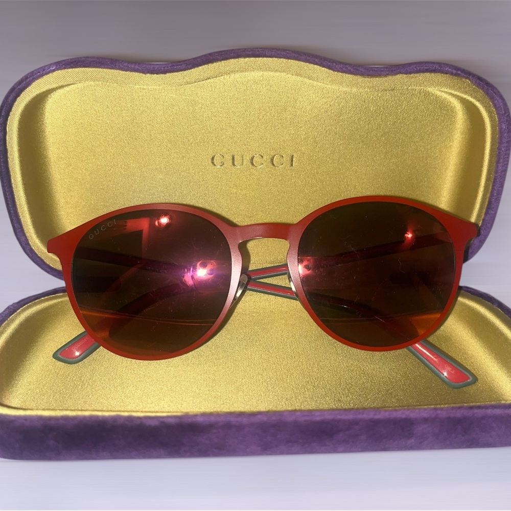 Gucci Red Round Frame Sunglasses